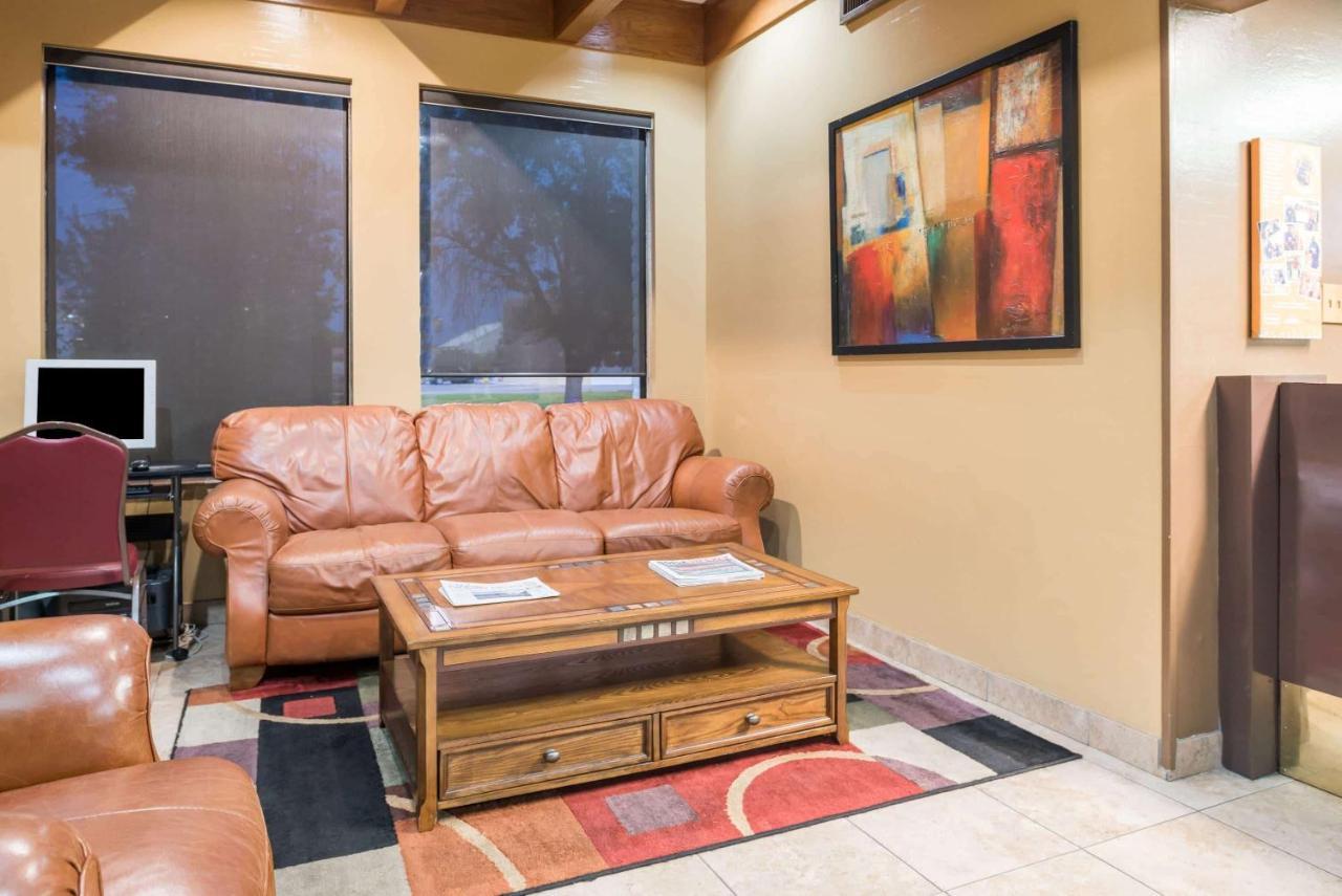 Howard Johnson By Wyndham Boise Bagian luar foto