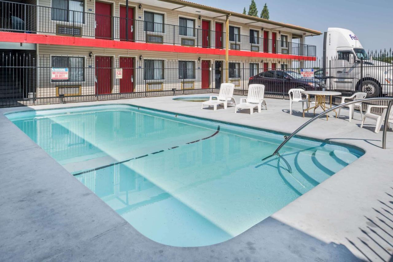 Howard Johnson By Wyndham Boise Bagian luar foto